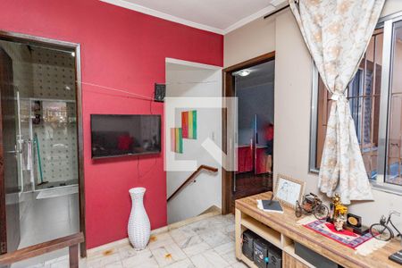 Sala de TV de casa à venda com 3 quartos, 194m² em Centro, Diadema