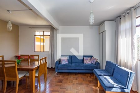 Sala de apartamento à venda com 3 quartos, 110m² em Coração Eucarístico, Belo Horizonte