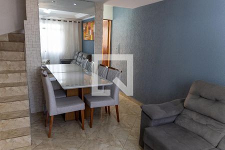 Sala de casa à venda com 2 quartos, 143m² em Cidade das Flores, Osasco