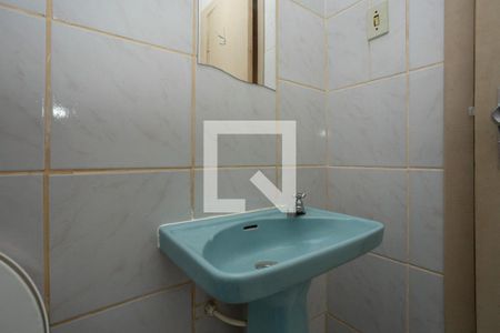 Banheiro de apartamento para alugar com 3 quartos, 95m² em Petrópolis, Porto Alegre