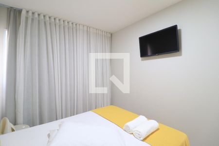 Suíte de apartamento para alugar com 2 quartos, 58m² em Santa Mônica, Uberlândia