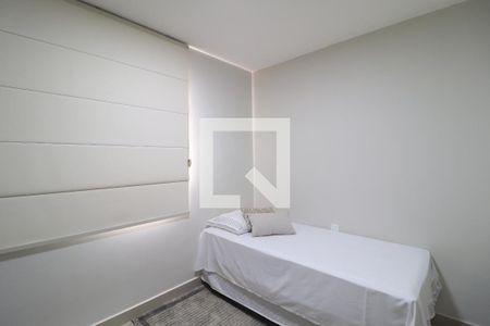 Quarto de apartamento para alugar com 2 quartos, 58m² em Santa Mônica, Uberlândia