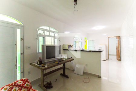 Sala de casa para alugar com 2 quartos, 120m² em Vila Jacuí, São Paulo