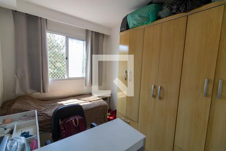 Quarto 2 de apartamento para alugar com 2 quartos, 42m² em Jardim Novo Taboão, São Paulo