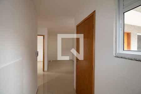 Sala/Cozinha e área de serviço de apartamento para alugar com 2 quartos, 45m² em Vila Sao Geraldo, São Paulo