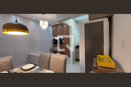 Sala de casa de condomínio à venda com 2 quartos, 120m² em Vila Príncipe de Gales, Santo André