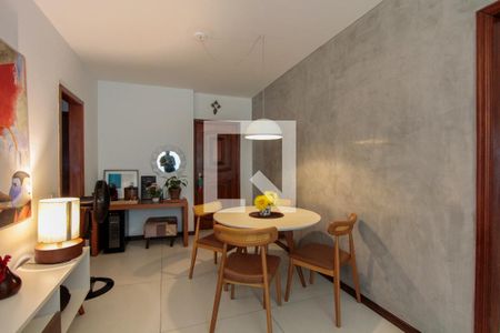 Sala de apartamento para alugar com 2 quartos, 80m² em Barra da Tijuca, Rio de Janeiro