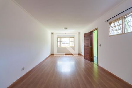 Sala  de casa para alugar com 3 quartos, 225m² em Jardim Agua Boa, Osasco