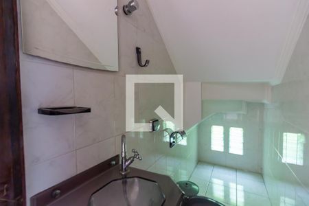 Lavabo de casa para alugar com 3 quartos, 225m² em Jardim Agua Boa, Osasco