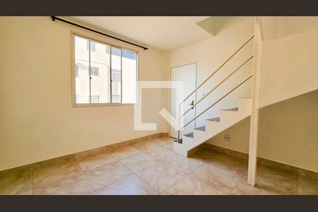 Sala de apartamento à venda com 3 quartos, 74m² em Santa Amelia, Belo Horizonte