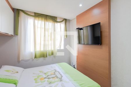 Quarto 2 de apartamento para alugar com 2 quartos, 48m² em Vila Cristalia, São Paulo