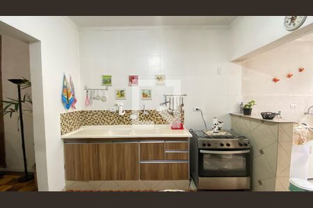 Cozinha  de apartamento à venda com 2 quartos, 110m² em Vila Bertioga, São Paulo