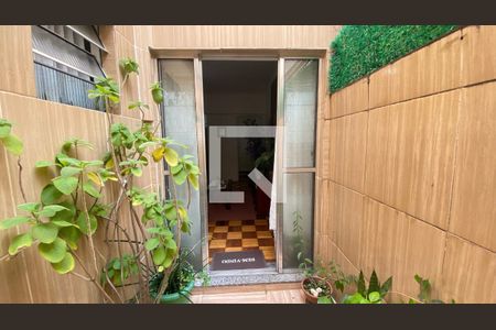 Quintal da Sala  de apartamento à venda com 2 quartos, 110m² em Vila Bertioga, São Paulo