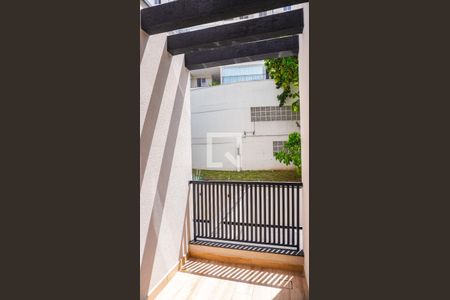 varanda da Suíte 1 de casa à venda com 3 quartos, 165m² em Vila do Bosque, São Paulo