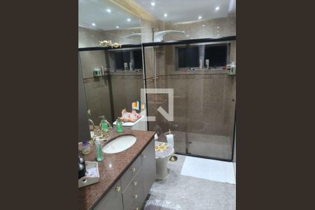 Apartamento à venda com 3 quartos, 260m² em Vila Santo Estefano, São Paulo