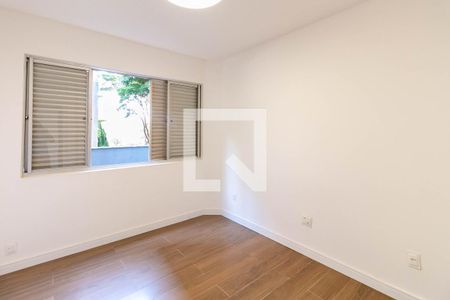 Quarto 1 de apartamento para alugar com 2 quartos, 120m² em Comiteco, Belo Horizonte