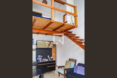 Sala/Cozinha de casa para alugar com 1 quarto, 42m² em São João do Rio Vermelho, Florianópolis