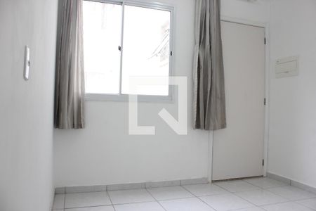 Sala de apartamento para alugar com 2 quartos, 40m² em Jardim Albertina, Guarulhos