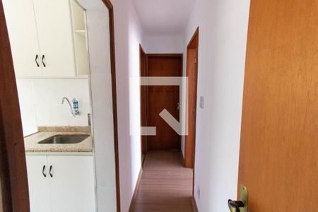 Corredor  de apartamento para alugar com 2 quartos, 60m² em Icaraí, Niterói