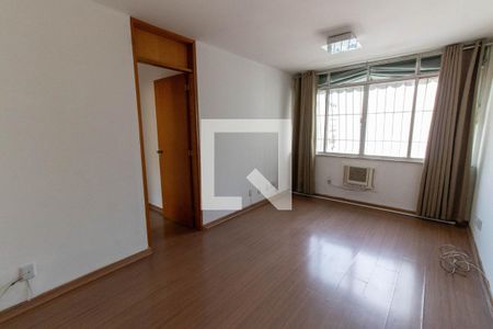 Sala de apartamento para alugar com 2 quartos, 60m² em Icaraí, Niterói