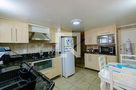 Casa para alugar com 340m², 6 quartos e 3 vagas Casa para alugar com 340m², 6 quartos e 3 vagasCozinha