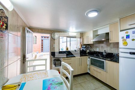 Casa para alugar com 340m², 6 quartos e 3 vagas Casa para alugar com 340m², 6 quartos e 3 vagasCozinha