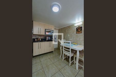 Casa para alugar com 340m², 6 quartos e 3 vagas Casa para alugar com 340m², 6 quartos e 3 vagasCozinha