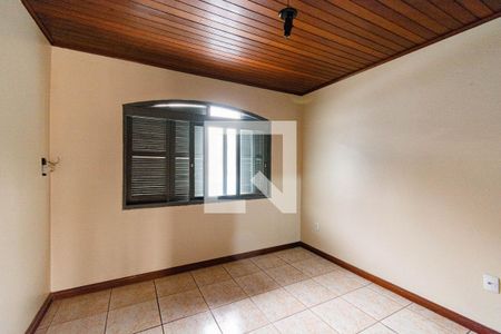 Casa para alugar com 340m², 6 quartos e 3 vagas Casa para alugar com 340m², 6 quartos e 3 vagasQuarto 5 - Casa 2