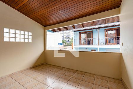 Casa para alugar com 340m², 6 quartos e 3 vagas Casa para alugar com 340m², 6 quartos e 3 vagasVaranda - Casa 2