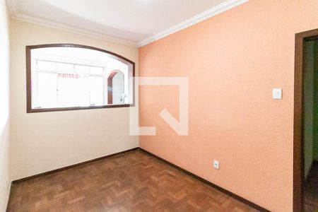 Quarto 1 de casa para alugar com 3 quartos, 235m² em Álvaro Camargos, Belo Horizonte