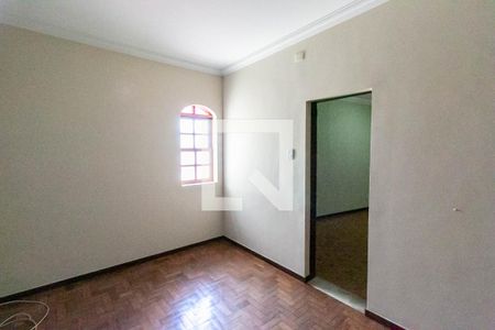 Quarto 2 de casa para alugar com 3 quartos, 235m² em Álvaro Camargos, Belo Horizonte