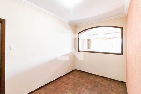 Quarto 1 de casa para alugar com 3 quartos, 235m² em Álvaro Camargos, Belo Horizonte