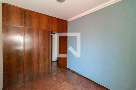 Quarto 2 de casa para alugar com 3 quartos, 235m² em Álvaro Camargos, Belo Horizonte