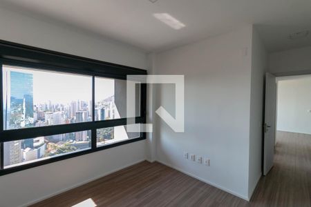 Quarto 1 de apartamento para alugar com 2 quartos, 76m² em Vila da Serra, Nova Lima