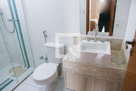 Apartamento à venda com 120m², 3 quartos e 3 vagas Apartamento à venda com 120m², 3 quartos e 3 vagasBanheiro da Suíte 2