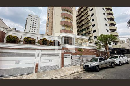 Apartamento à venda com 120m², 3 quartos e 3 vagas Apartamento à venda com 120m², 3 quartos e 3 vagasFachada