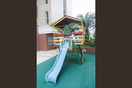 Apartamento à venda com 120m², 3 quartos e 3 vagas Apartamento à venda com 120m², 3 quartos e 3 vagasÁrea comum