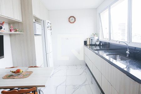 Apartamento à venda com 120m², 3 quartos e 3 vagas Apartamento à venda com 120m², 3 quartos e 3 vagasCozinha