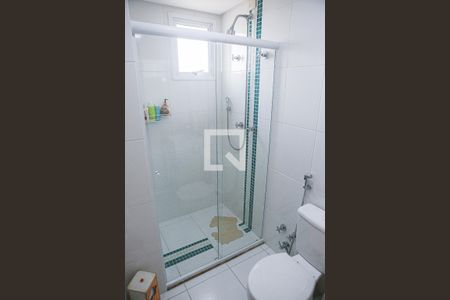 Apartamento à venda com 120m², 3 quartos e 3 vagas Apartamento à venda com 120m², 3 quartos e 3 vagasBanheiro da Suíte 2