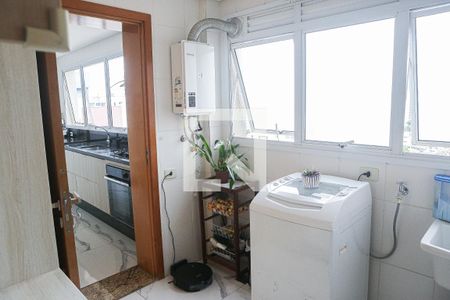 Apartamento à venda com 120m², 3 quartos e 3 vagas Apartamento à venda com 120m², 3 quartos e 3 vagasÁrea de Serviço