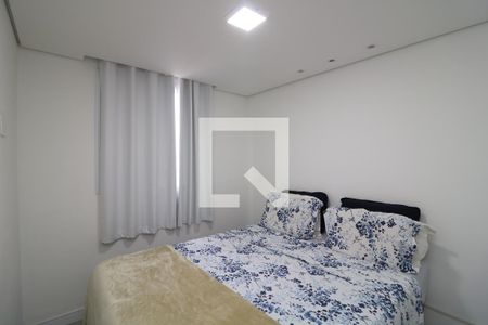 Quarto de apartamento para alugar com 2 quartos, 52m² em Vila Antonieta, São Paulo