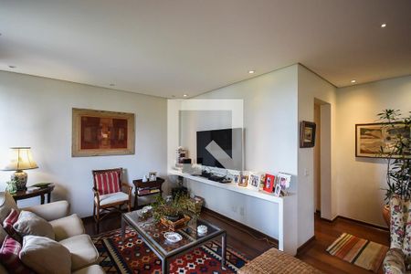 Sala de tv de apartamento à venda com 3 quartos, 130m² em Vila Suzana, São Paulo