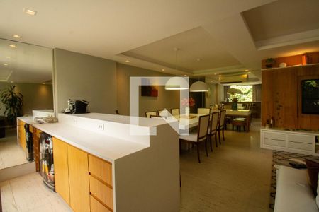 Sala de apartamento à venda com 4 quartos, 169m² em Barra da Tijuca, Rio de Janeiro