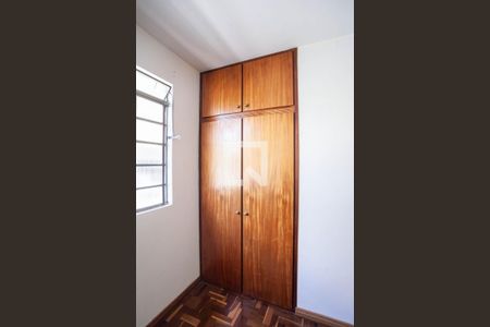 Quarto 1 de apartamento para alugar com 3 quartos, 80m² em São Bernardo, Belo Horizonte