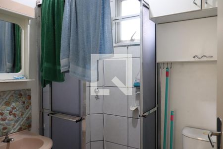 Banheiro de apartamento à venda com 2 quartos, 42m² em Campina, São Leopoldo