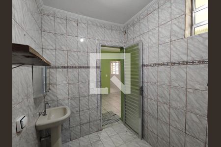 Banheiro de casa para alugar com 1 quarto, 40m² em Vila Lourdes, Ferraz de Vasconcelos