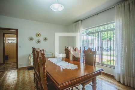 Casa à venda com 240m², 5 quartos e 4 vagasSala de Jantar