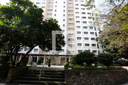 Apartamento para alugar com 220m², 4 quartos e 2 vagas Apartamento para alugar com 220m², 4 quartos e 2 vagasFachada