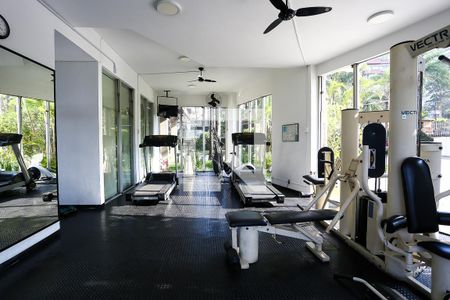 Apartamento para alugar com 220m², 4 quartos e 2 vagas Apartamento para alugar com 220m², 4 quartos e 2 vagasÁrea comum - Academia