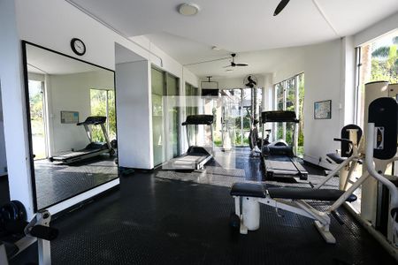 Apartamento para alugar com 220m², 4 quartos e 2 vagas Apartamento para alugar com 220m², 4 quartos e 2 vagasÁrea comum - Academia